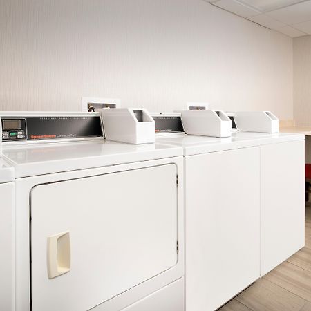 Holiday Inn Express & Suites Baltimore - BWI Airport North By Ihg Linthicum Eksteriør billede