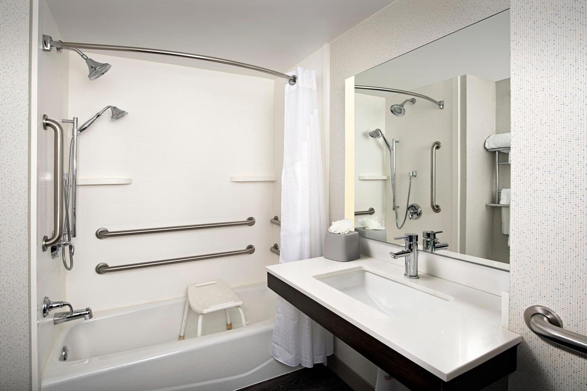 Holiday Inn Express & Suites Baltimore - BWI Airport North By Ihg Linthicum Eksteriør billede